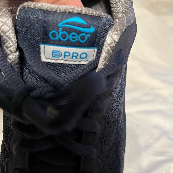 NWOB Abeo Allbirds Pro Sneakers - Picture 2 of 13